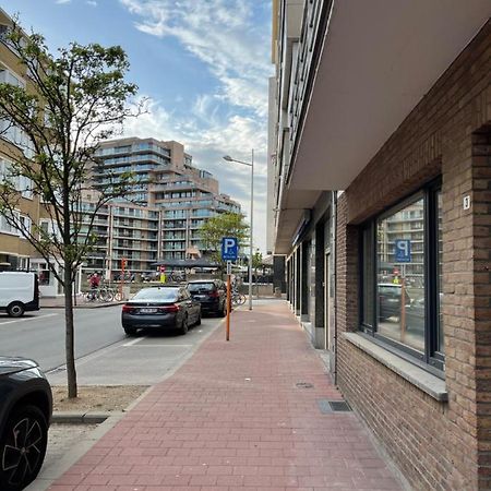 Lovely 2 Bedroom Appartment Near Knokke-Strand Beach Bar Екстер'єр фото